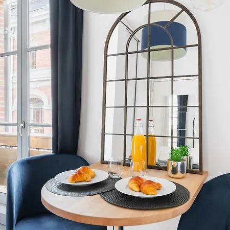 Apartmán Service - Vue Sur Le Musee - 5 *